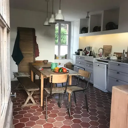 Holiday home Proche Paris Du Parc Asterix Et Golf Au Bout Du Jardin